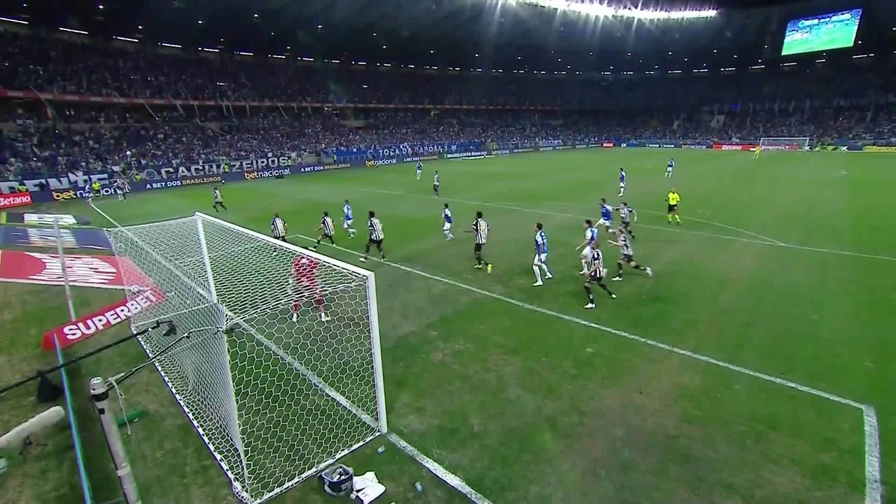 Cleber Xavier valoriza grupo e evita falar sobre pressão no Santos: 