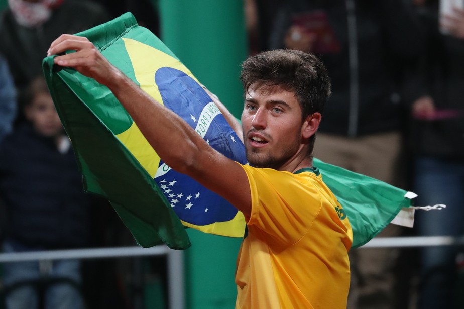 Brasileiro garantido no tênis nos Jogos de Tóquio, João Menezes já sente  'friozinho na barriga