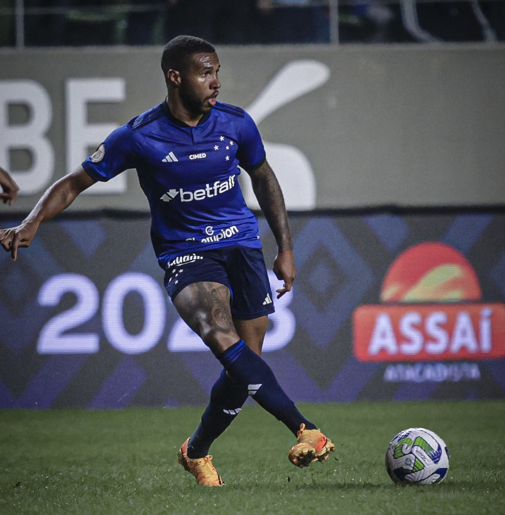 Maior investimento do Cruzeiro, Wesley encerra jejum de 32 jogos