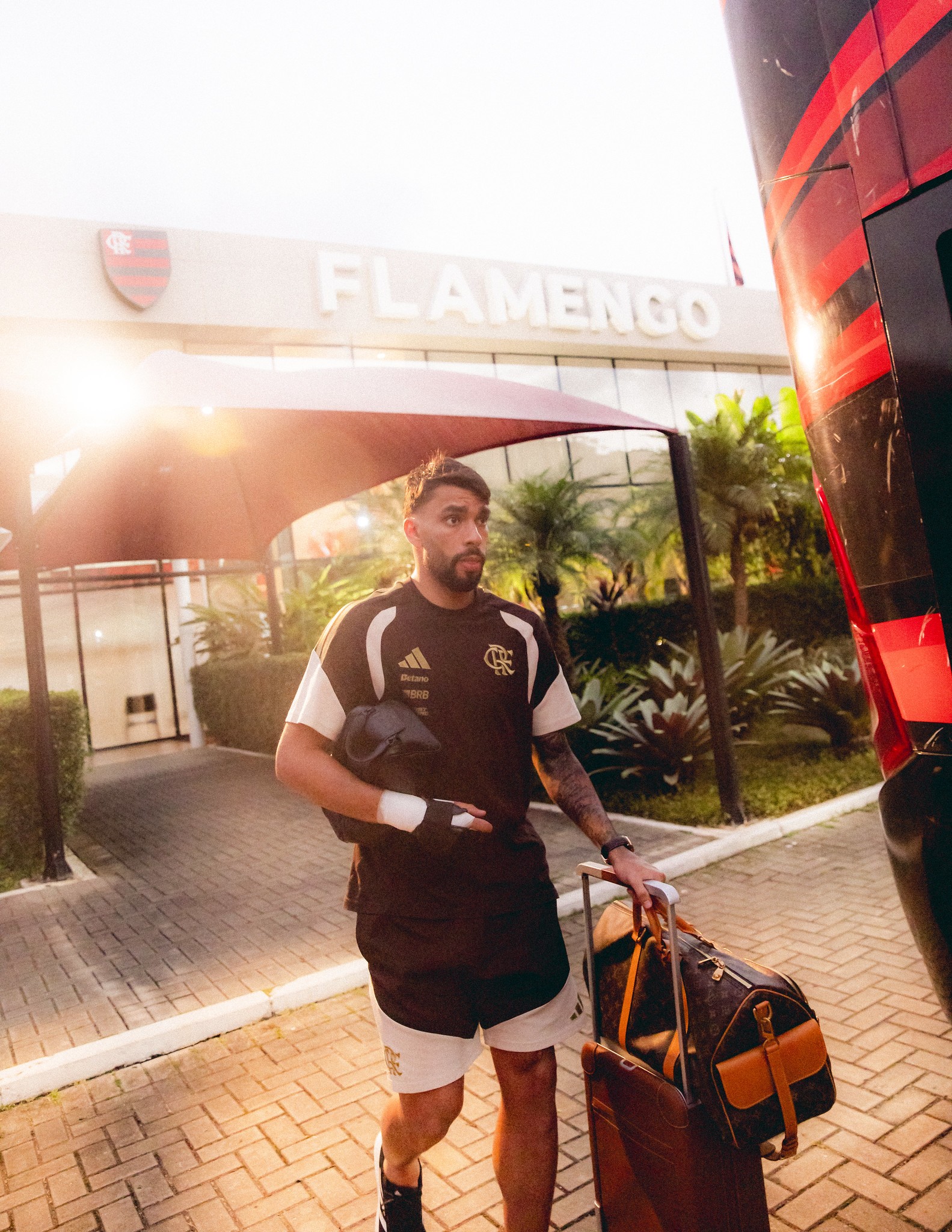 Flamengo Enfrenta Desafio Logístico: 28 Mil Km e 18 Jogos em 60 Dias Rumo à Copa do Mundo