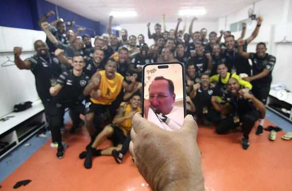 John Textor gives one million Brazilian reals to Botafogo players to qualify for the Libertadores |  com.botafogo