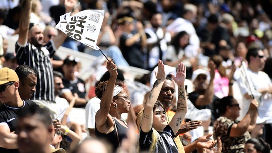 Com mais de 40 mil ingressos vendidos, Corinthians busca novo recorde no futebol feminino - Dos cinco maiores públicos da modalidade no Brasil, quatro são na Neo Química Arena