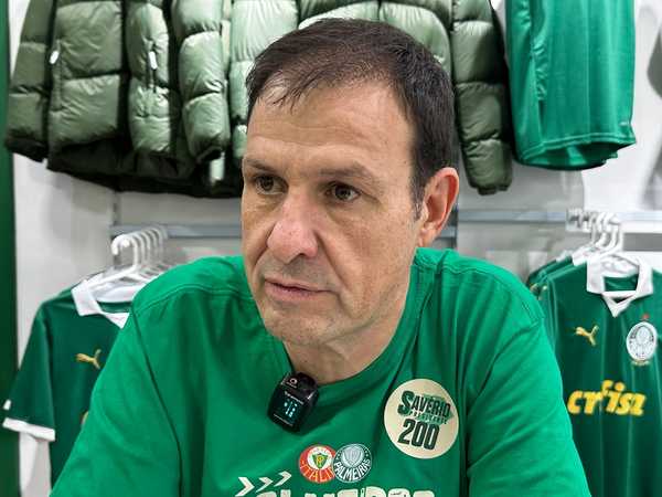 Savério propõe mudanças na política de reforços do Palmeiras: inclusão de medalhões.