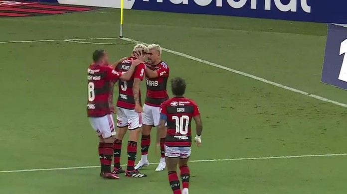 Flamengo entrando pelo CANO e quiz sobre o Botafogo. Isso é o Meia Hora  de Notícias! : r/futebol