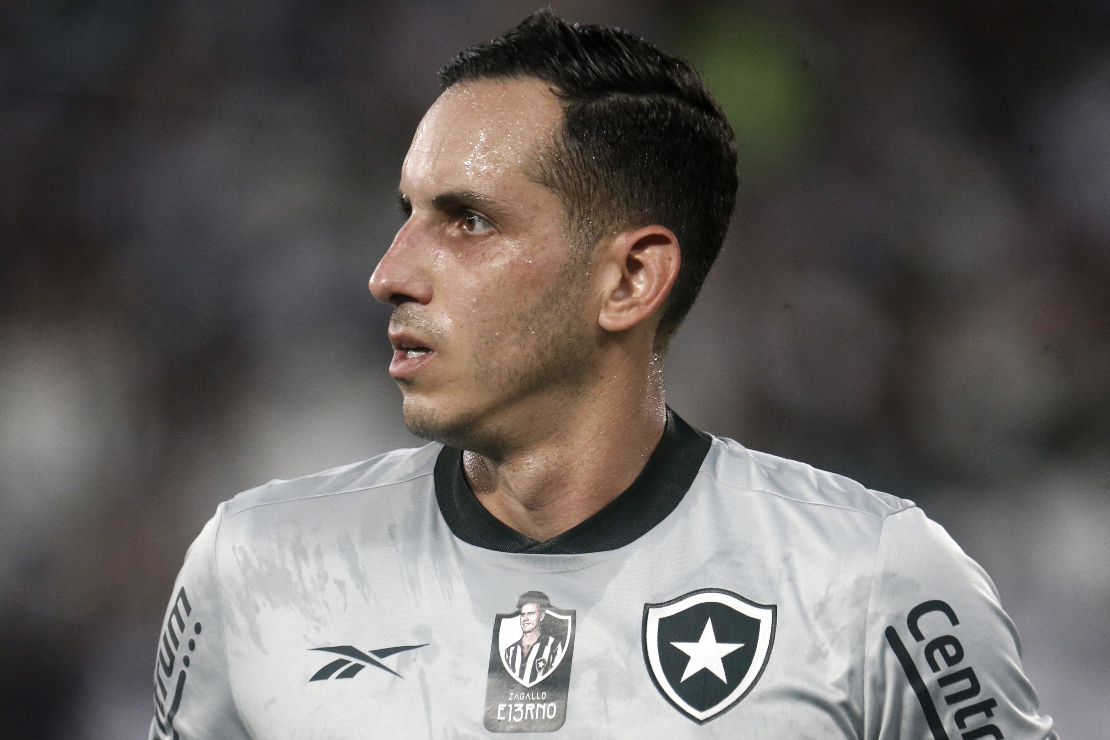 Botafogo negocia retorno de Gatito Fernández