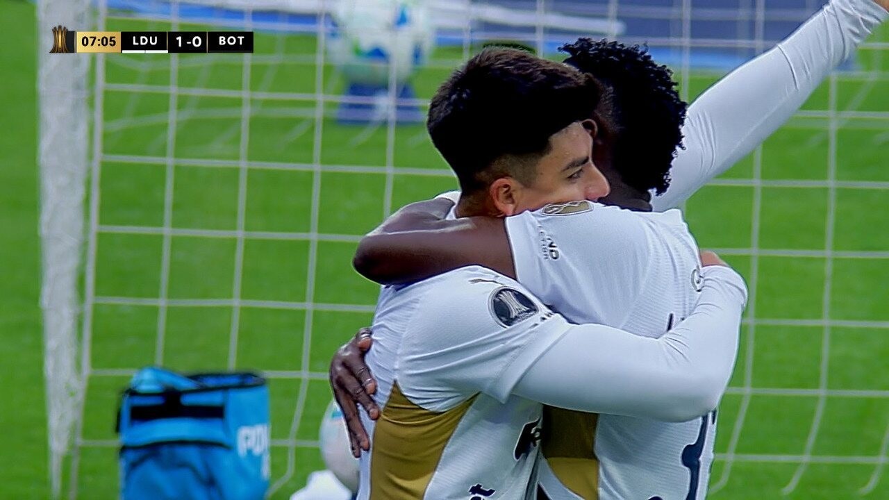 Polêmica na Copa, formação com três volantes volta à tona em eliminação do Botafogo na Libertadores
