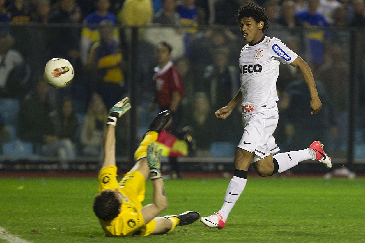 Corinthians tenta quebrar tabu de 14 anos sem gols fora de casa na Libertadores