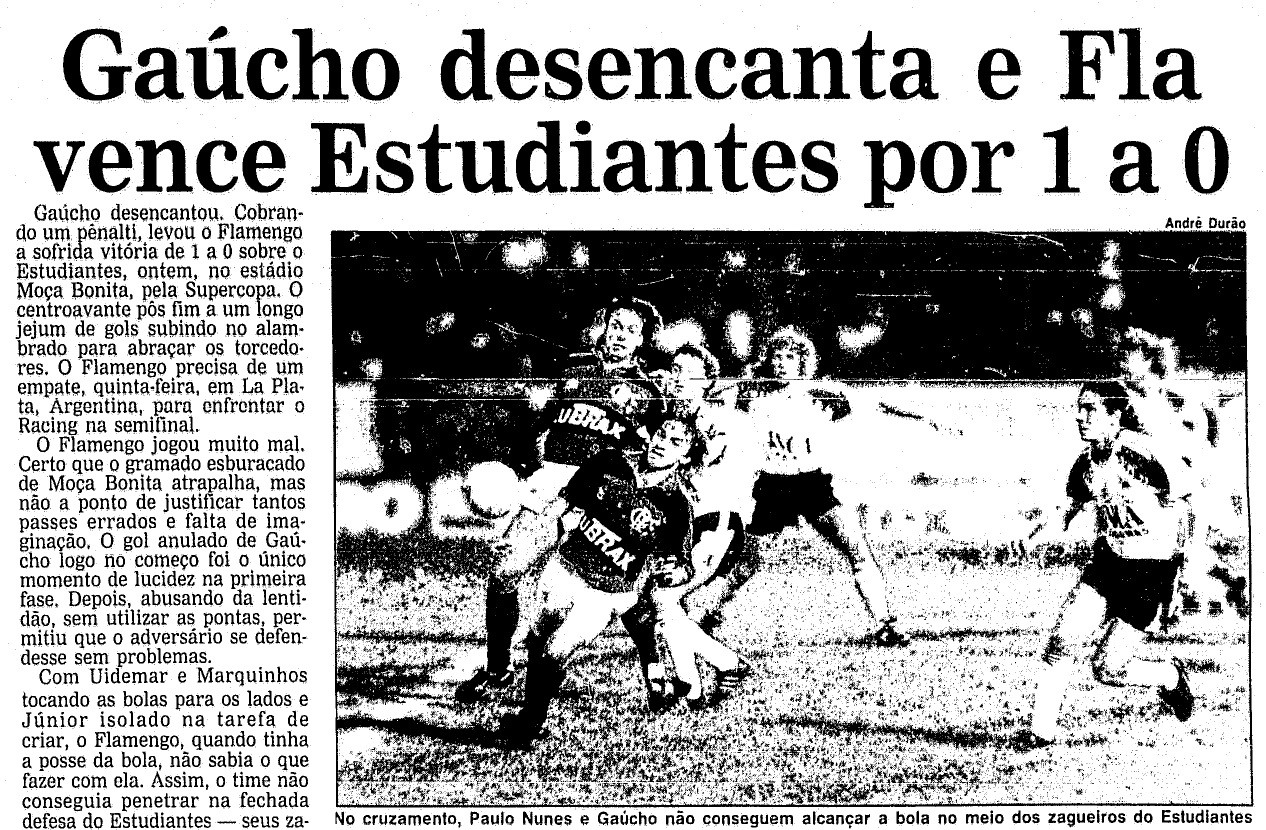 Você sabia? Última vitória do Flamengo sobre o Estudiantes teve público de mil pessoas e confusão em Bangu