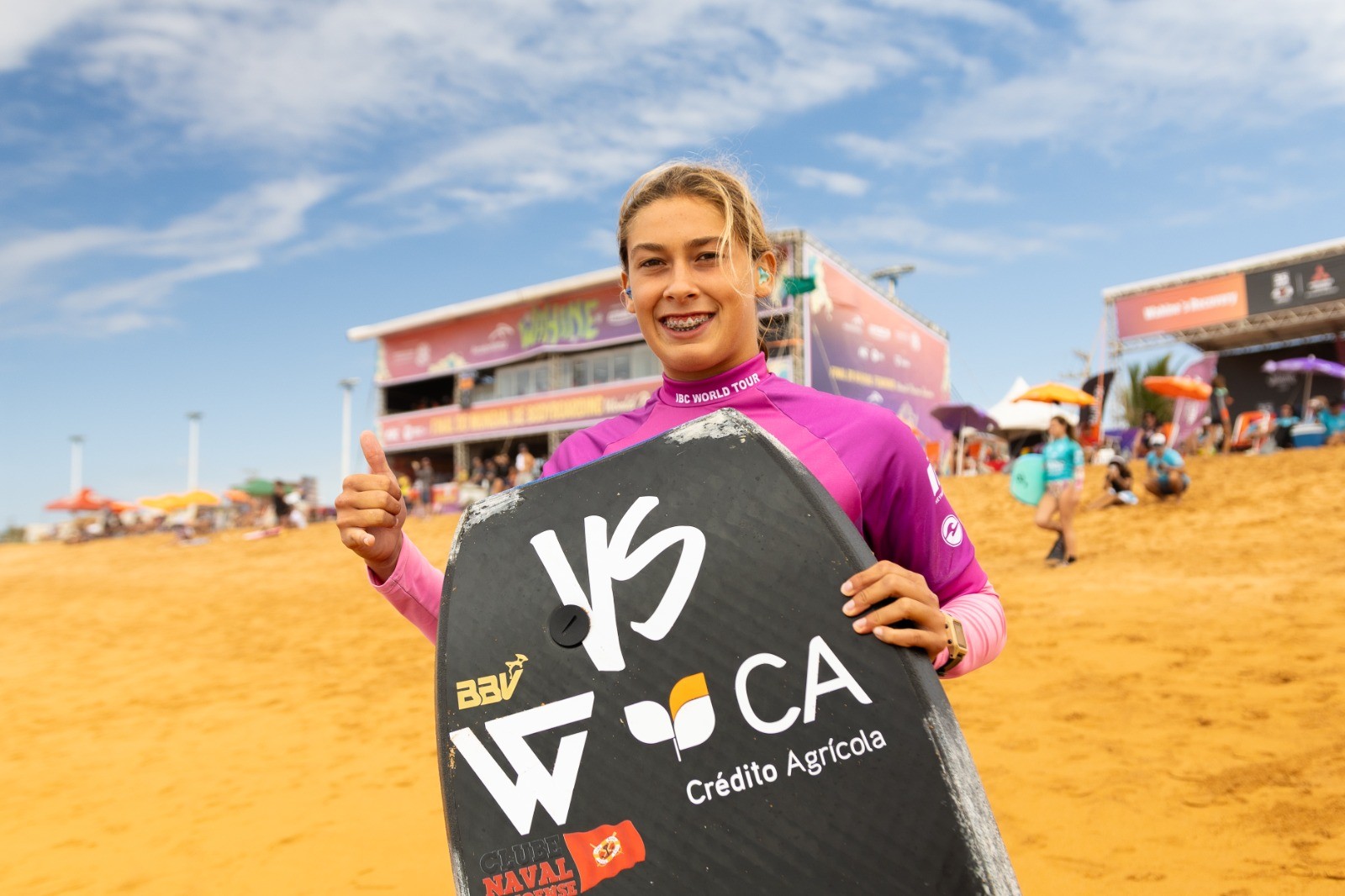 Luana e Nicolle brilham no 3º dia da etapa capixaba do Circuito Mundial de bodyboarding