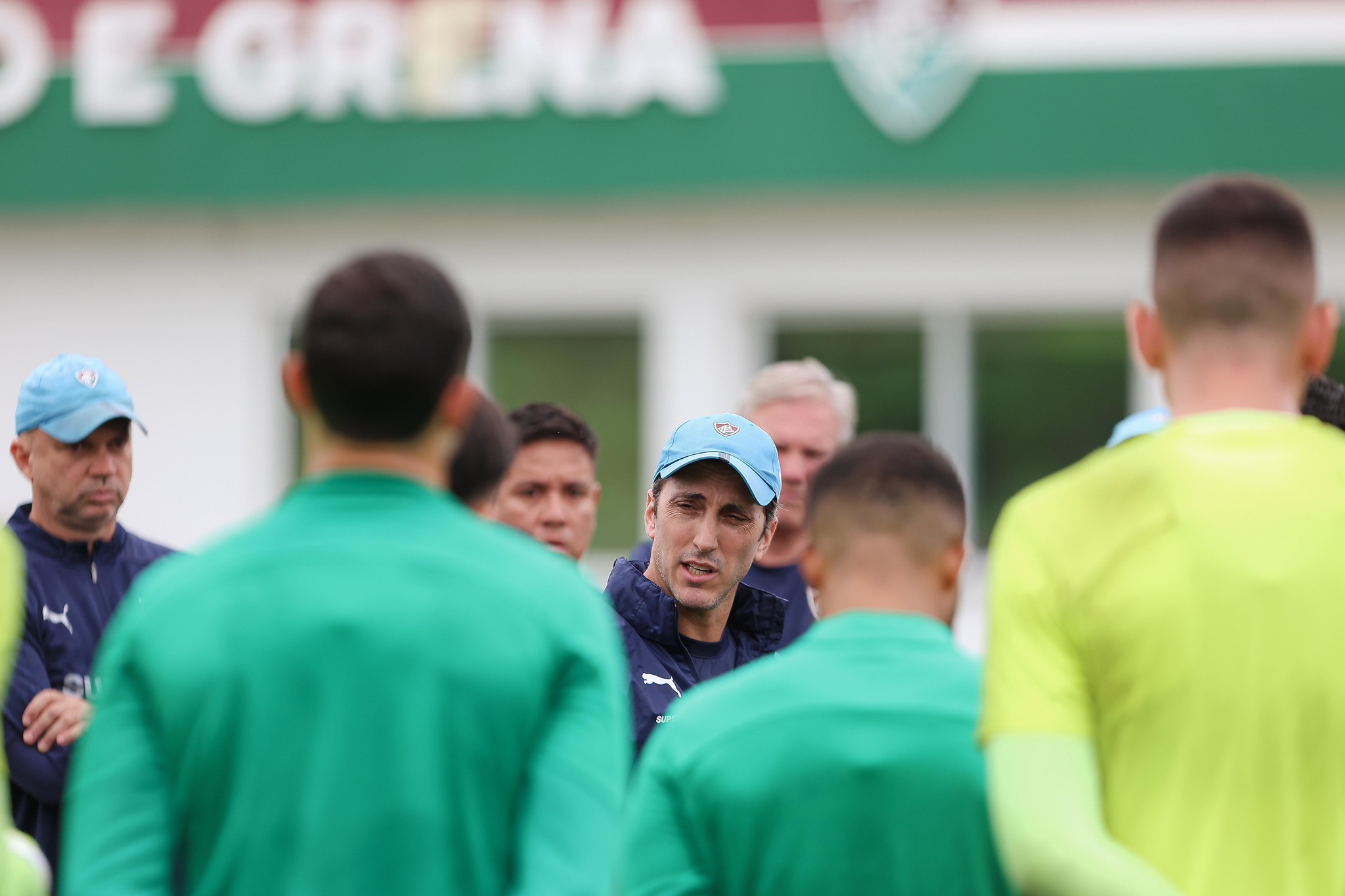 Escalação do Fluminense: Zubeldía aproveita sequência em casa e tende a repetir time contra o São Paulo