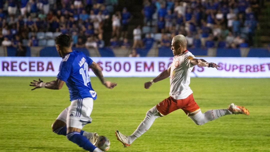 América e Athletic ficam no empate em jogo-treino de preparação