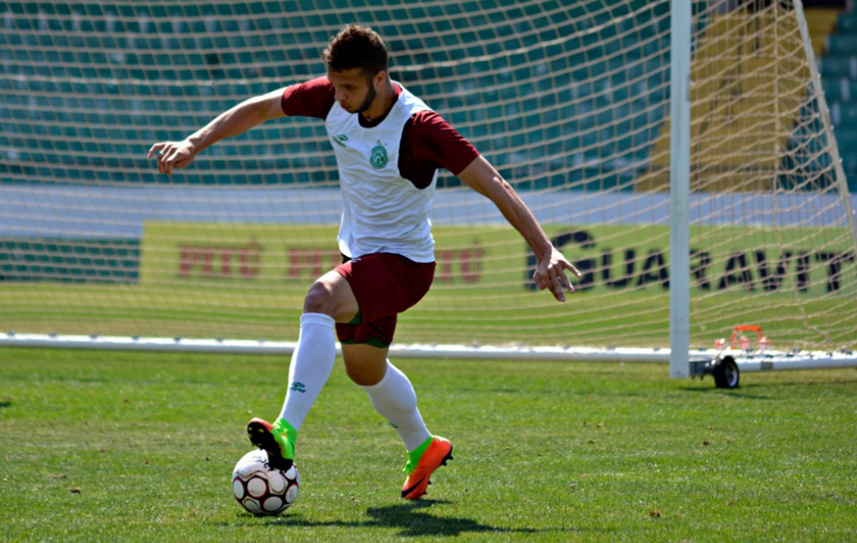 Cabo perde Paulinho, confirma Léo Rigo na zaga e deixa dúvida no ataque ...