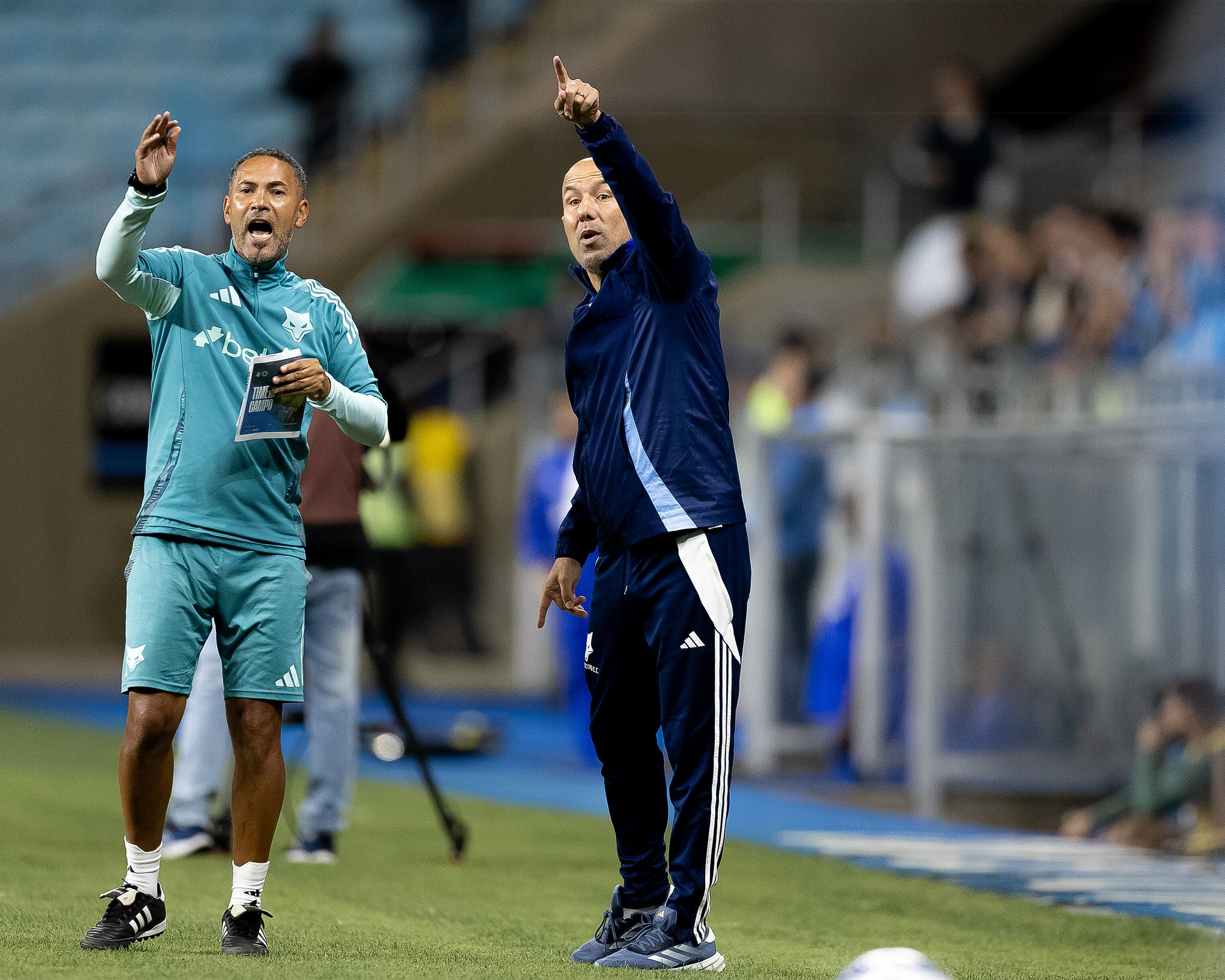 Técnico exalta Fabrício Bruno e Cássio em Seleção e retorno ao Cruzeiro