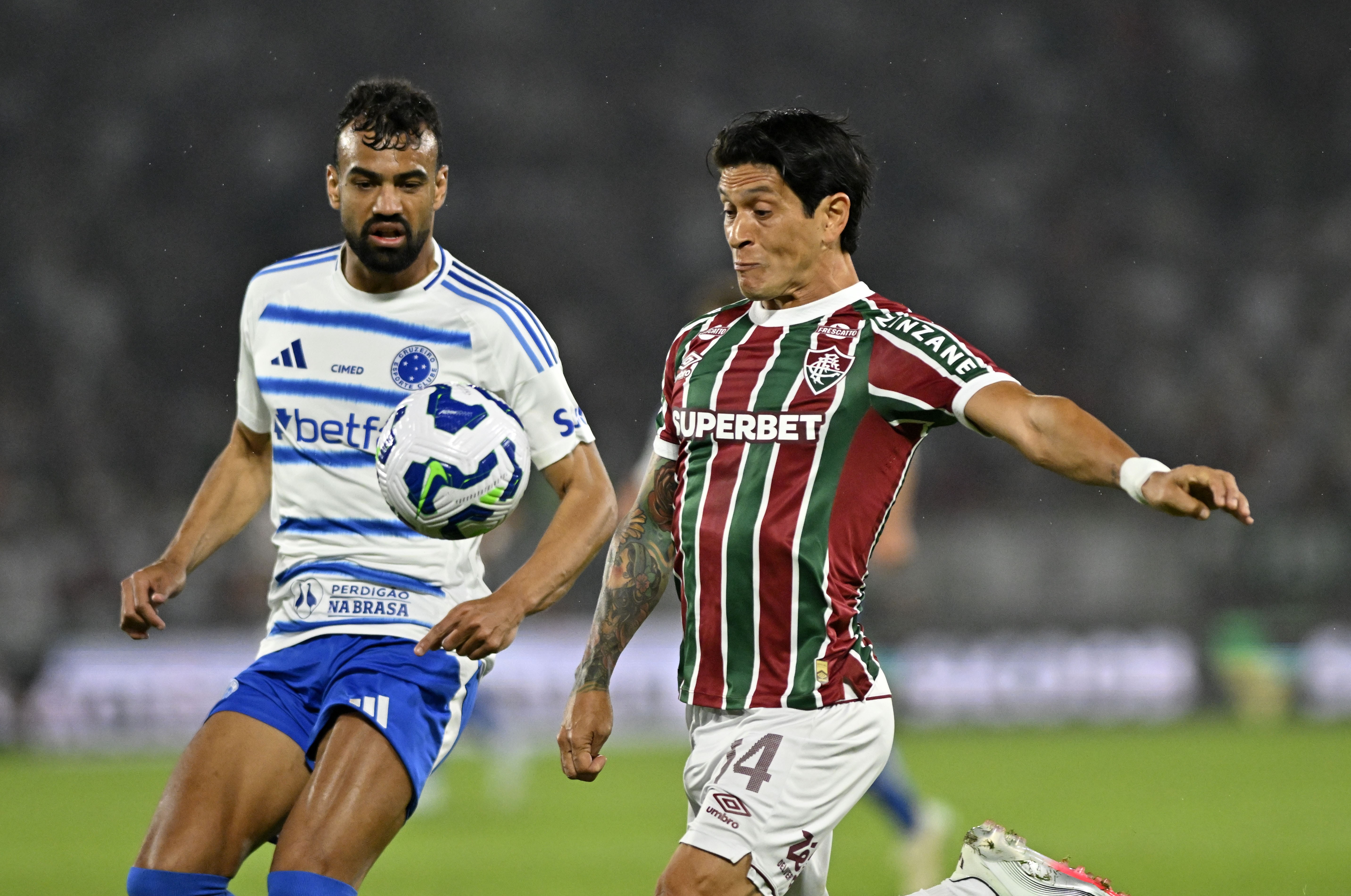 Fluminense sofre com falta de eficiência no ataque e tem John Kennedy como esperança