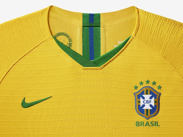 Nike repete Brasil e lança camisas de França e Holanda com frase