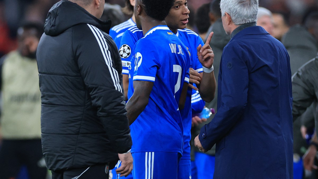 Benfica x Real Madrid - Mbappé fala firme com Mourinho