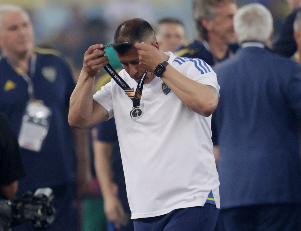 futebol manager Foto de técnico do Boca Juniors rezando viraliza