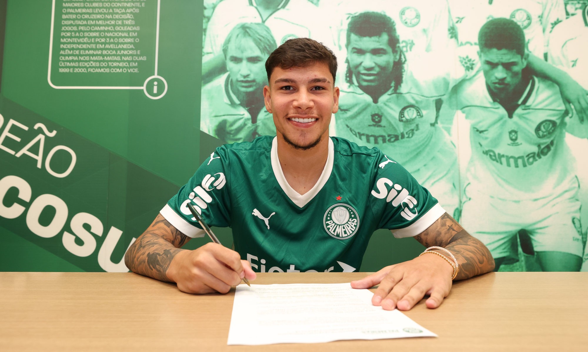 Palmeiras renova contrato de Erick Belé, promessa da base