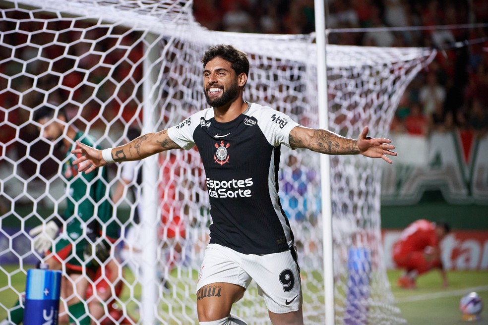 Yuri Alberto comemora gol do Corinthians contra o Velo Clube &mdash; Foto: Igor do Vale/Ag. Paulist&atilde;o