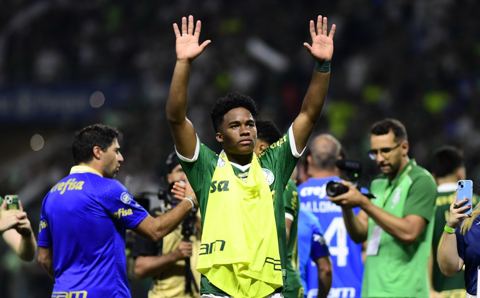 Título paulista é o último de Endrick antes de se despedir do Palmeiras — Foto: Marcos Ribolli