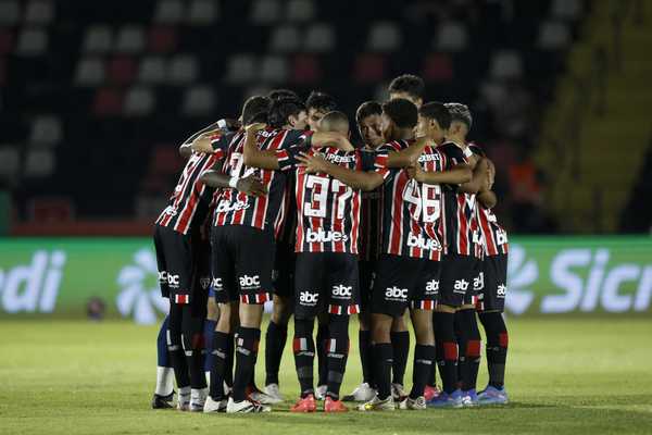 São Paulo avaliará desempenho de jogadores após viagem aos EUA antes do Guarani