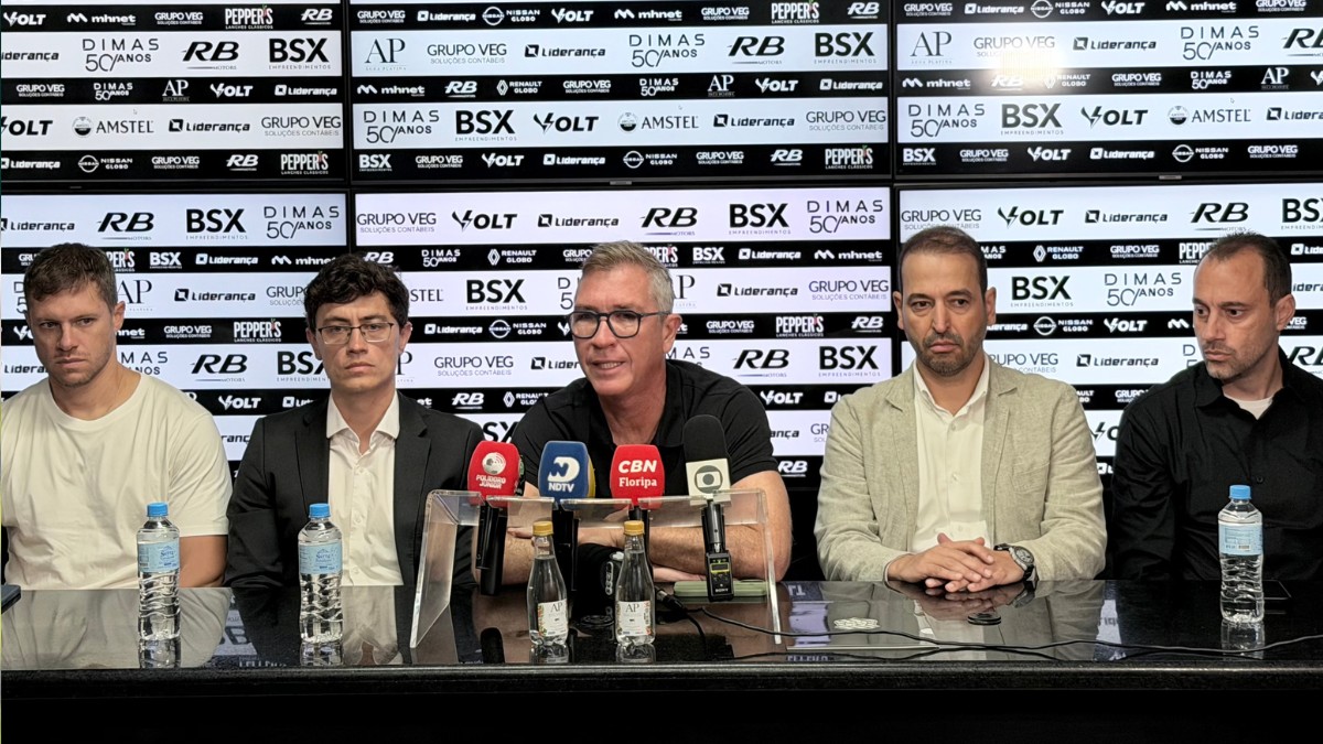 Figueirense rebate Edson Silva após críticas sobre propostas para a SAF