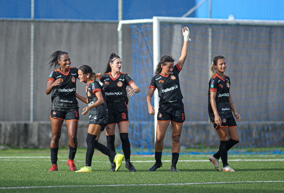 Tiroteio no Centro Comercial de Auckland abala a véspera da Copa do Mundo  Feminina de Futebol - Portal Agora Alagoas