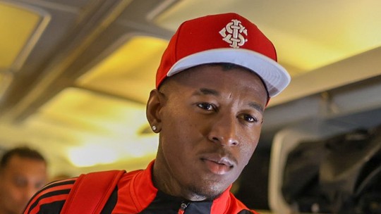 Inter começa reformulação no elenco, e Vitão lidera barca de saídas; veja lista - Foto: (Ricardo Duarte/Internacional)