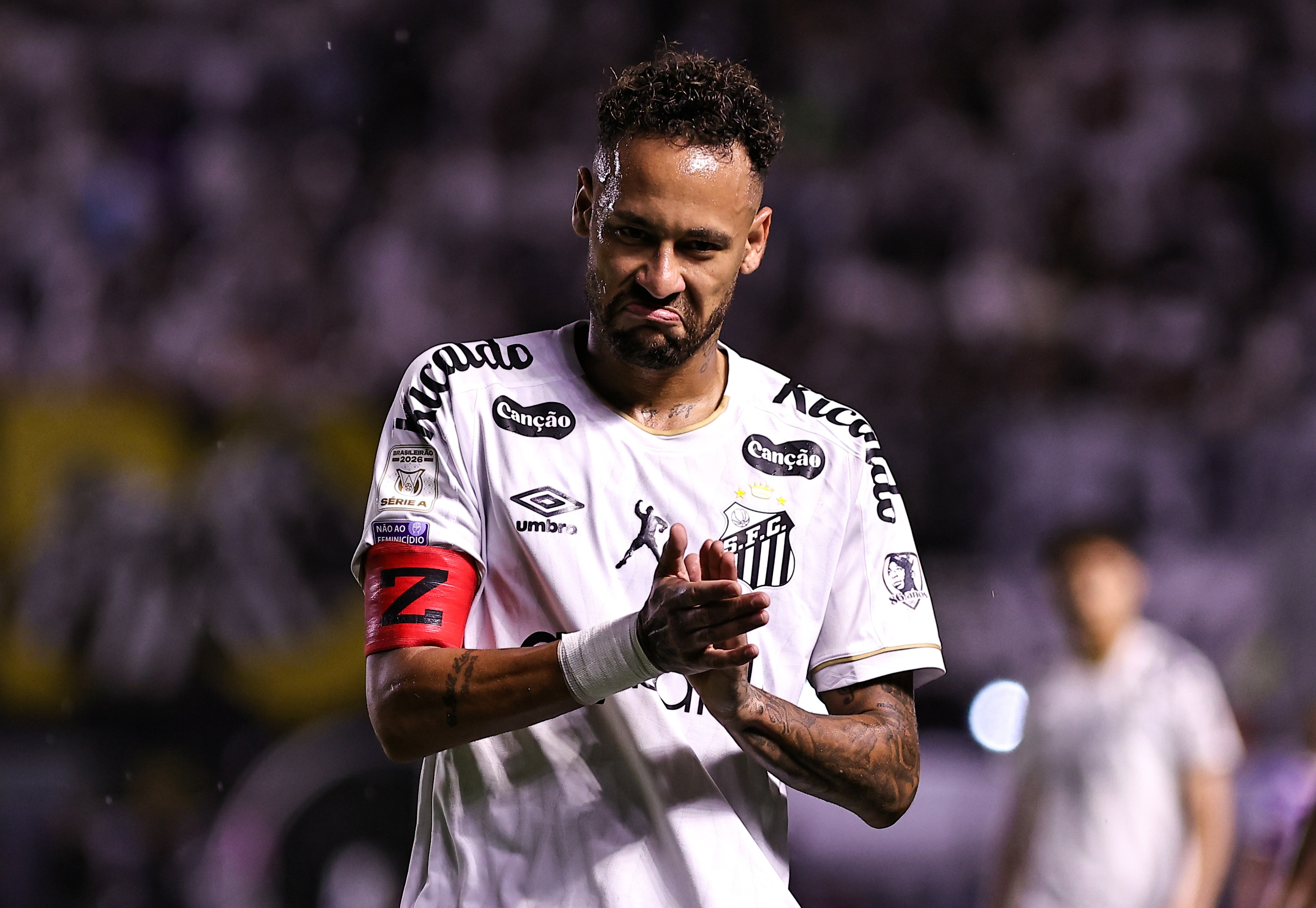 Panorama: Neymar é denunciado por infringir lei Vini Jr e pode pegar até seis jogos de suspensão