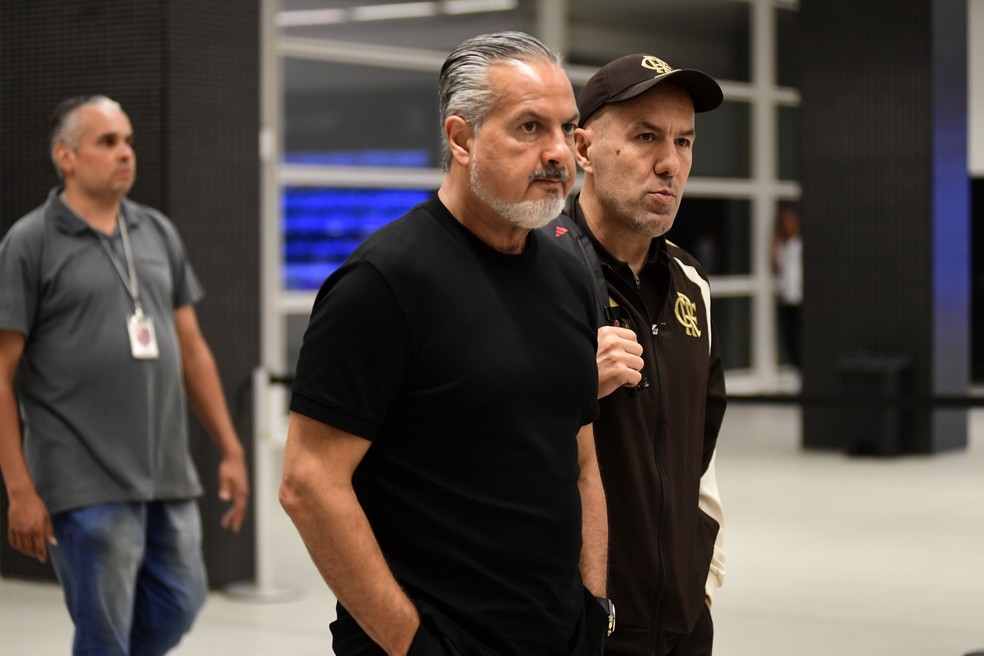 Diretoria e comiss�o t�cnica do Flamengo definem perfil de refor�os  � Foto: Marcos Ribolli