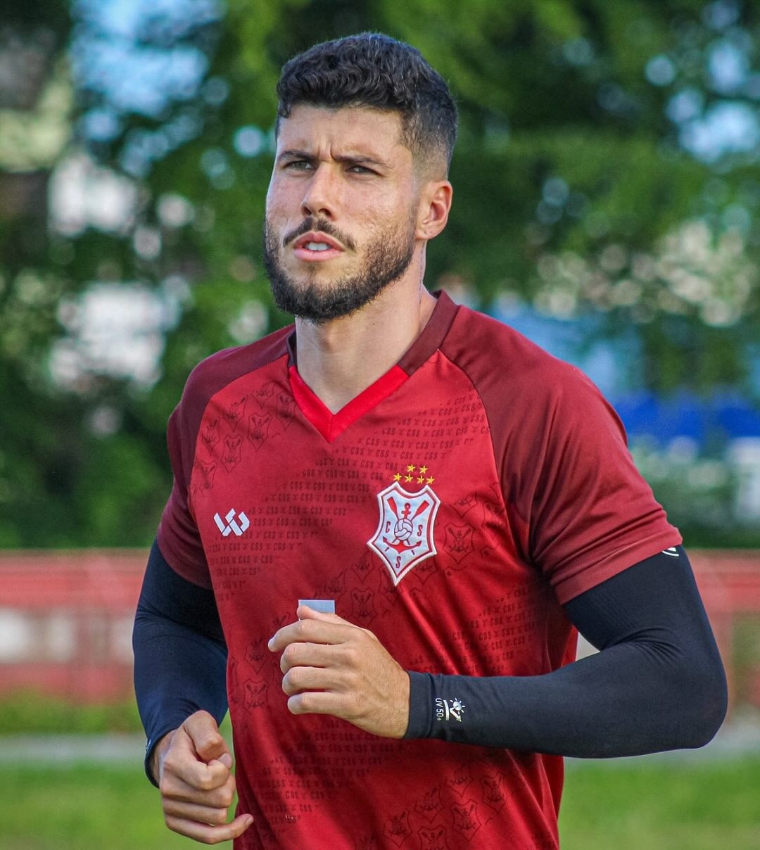 Diretoria do Sergipe anuncia a volta do zagueiro Mateus Henrique para temporada 2027