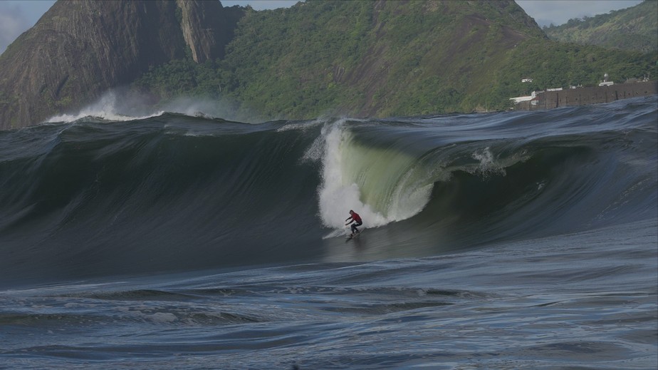 Modelo conquistou o coração do surfista - Agora MT