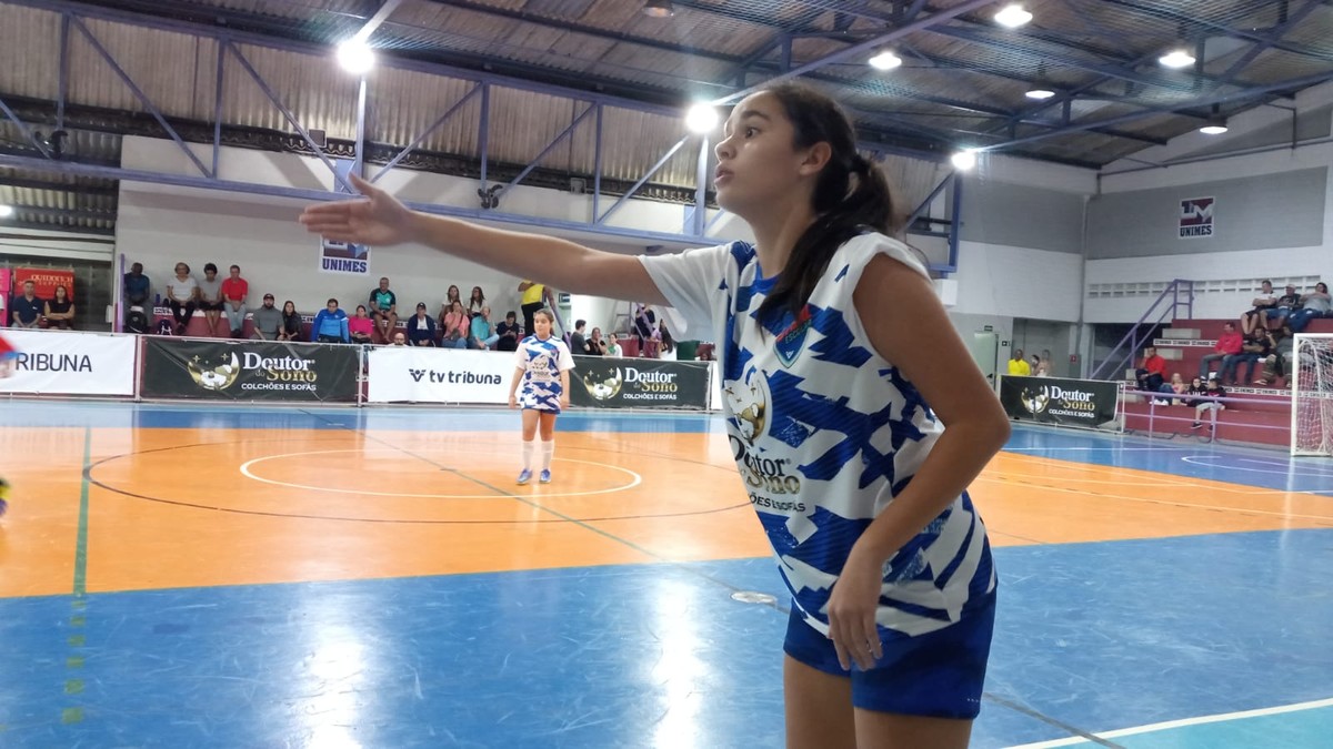ronde définit les demi-finalistes féminines de la 19e Coupe TV Tribuna de Futsal |  école de futsal tribune tv cup