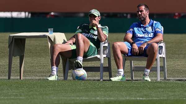 Palmeiras enfrenta queda no desempenho ofensivo com apenas cinco gols marcados.