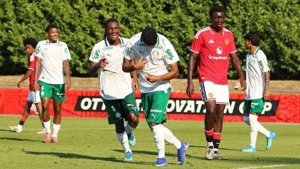 Campeão na Europa! Palmeiras vence competição internacional Sub-20 e recebe propostas por duas joias.