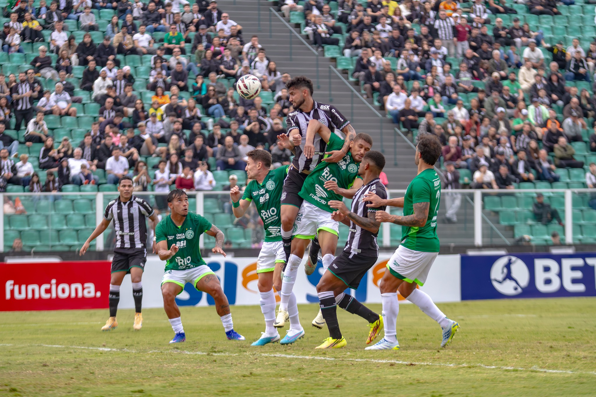 Bola parada pesa: veja como o Figueirense sofreu os 22 gols na Série C