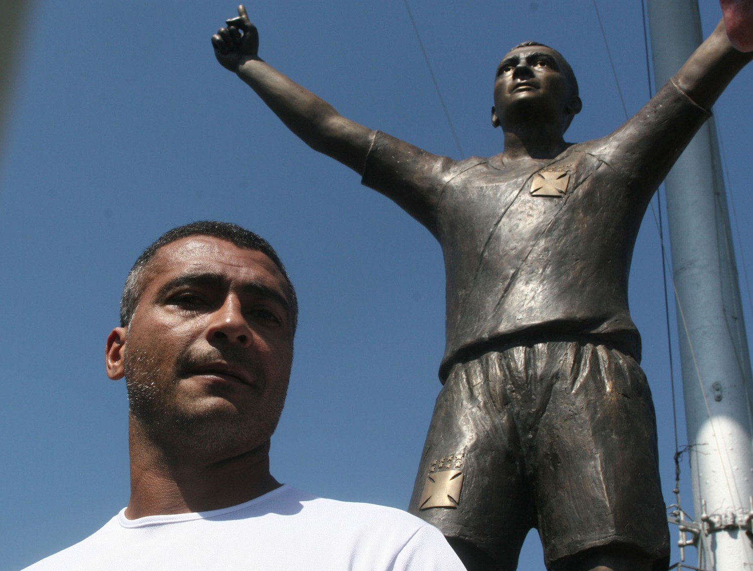 Romário revela em série: Vasco tentou interceptar retorno ao Brasil para o Flamengo em 1995