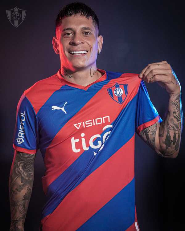 Ex-Grêmio, Iturbe é anunciado pelo Cerro Porteño com vídeo de Velozes e Furiosos; assista