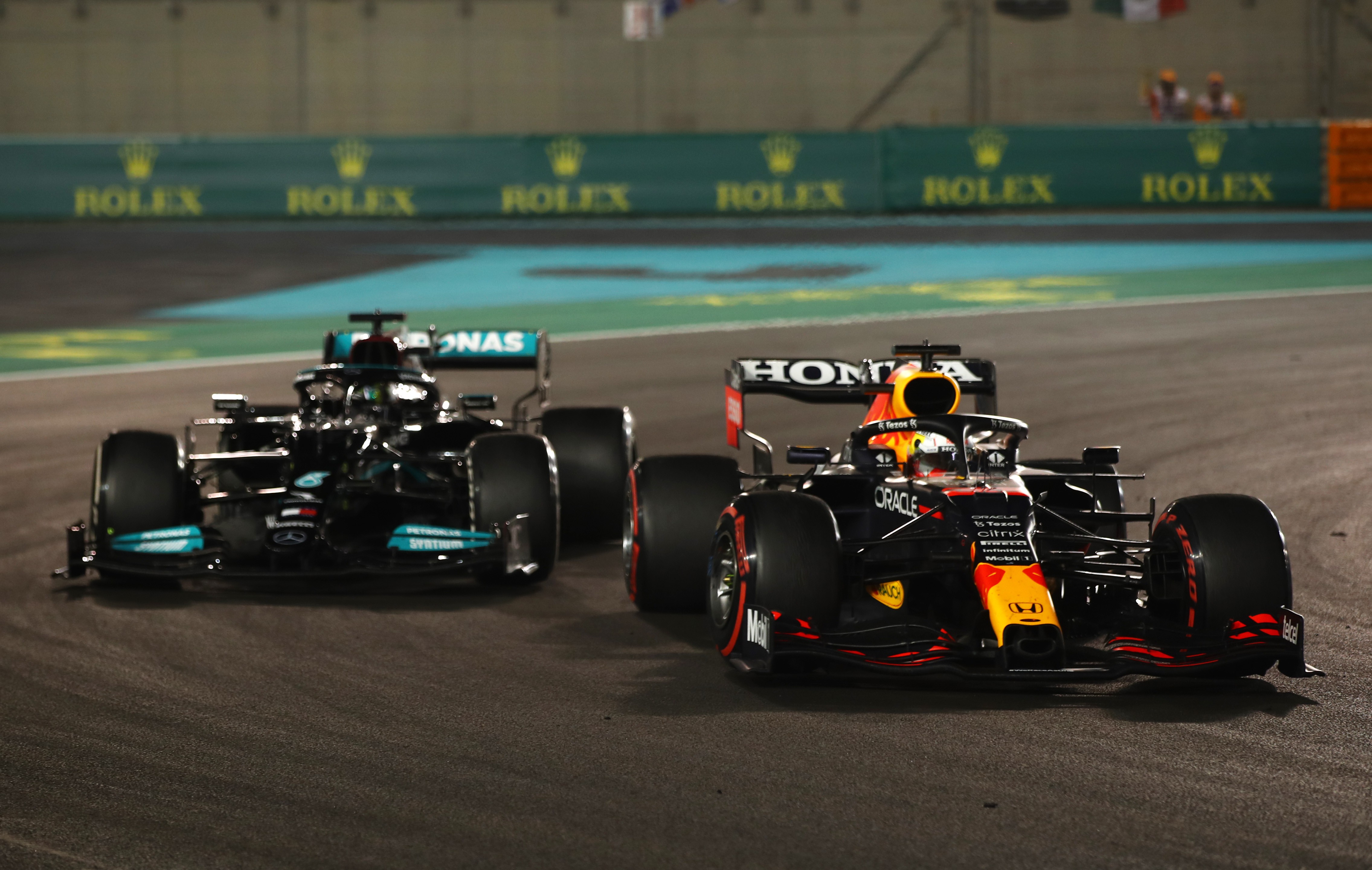 Wolff elogia F1 por seguir regras em safety car : "Preferia isso em 2021"