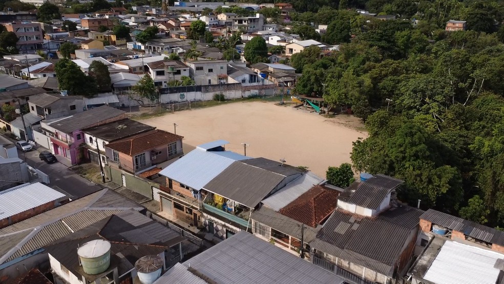 Asteka de Manaus campo criado por mutirão