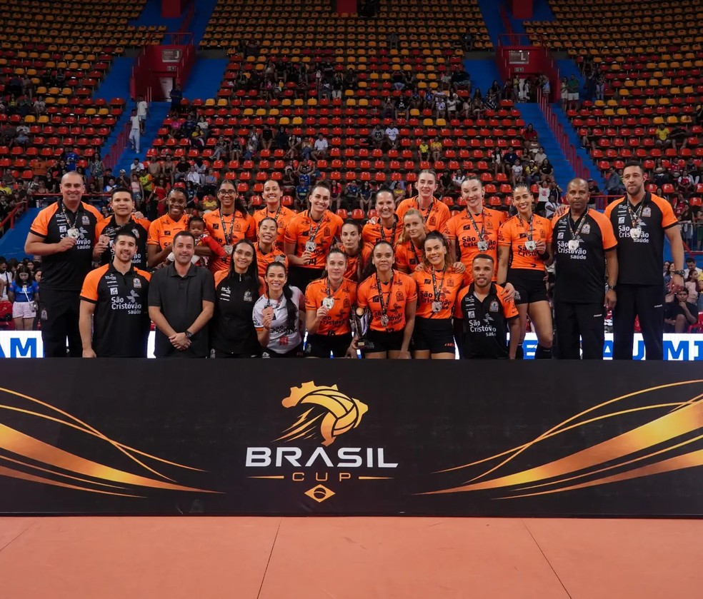 Osasco é o vice-campeão da Brasil Cup — Foto: Carolina Oliveira / Osasco Vôlei