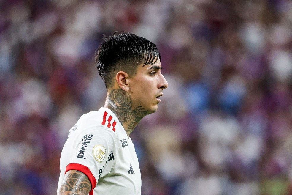 Erick Pulgar e Flamengo negociam renovação contratual em processo prolongado