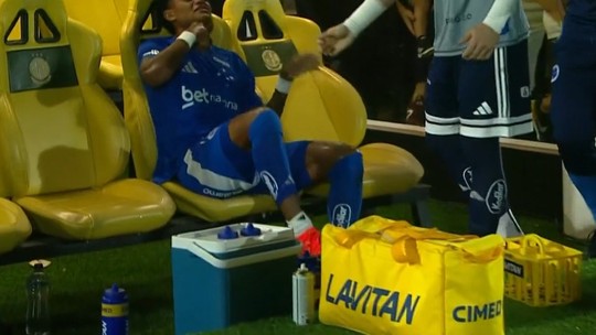 Áudio do VAR é divulgado em lance de Kaique Kenji, do Cruzeiro: "Quebrou a perna do cara"; assista