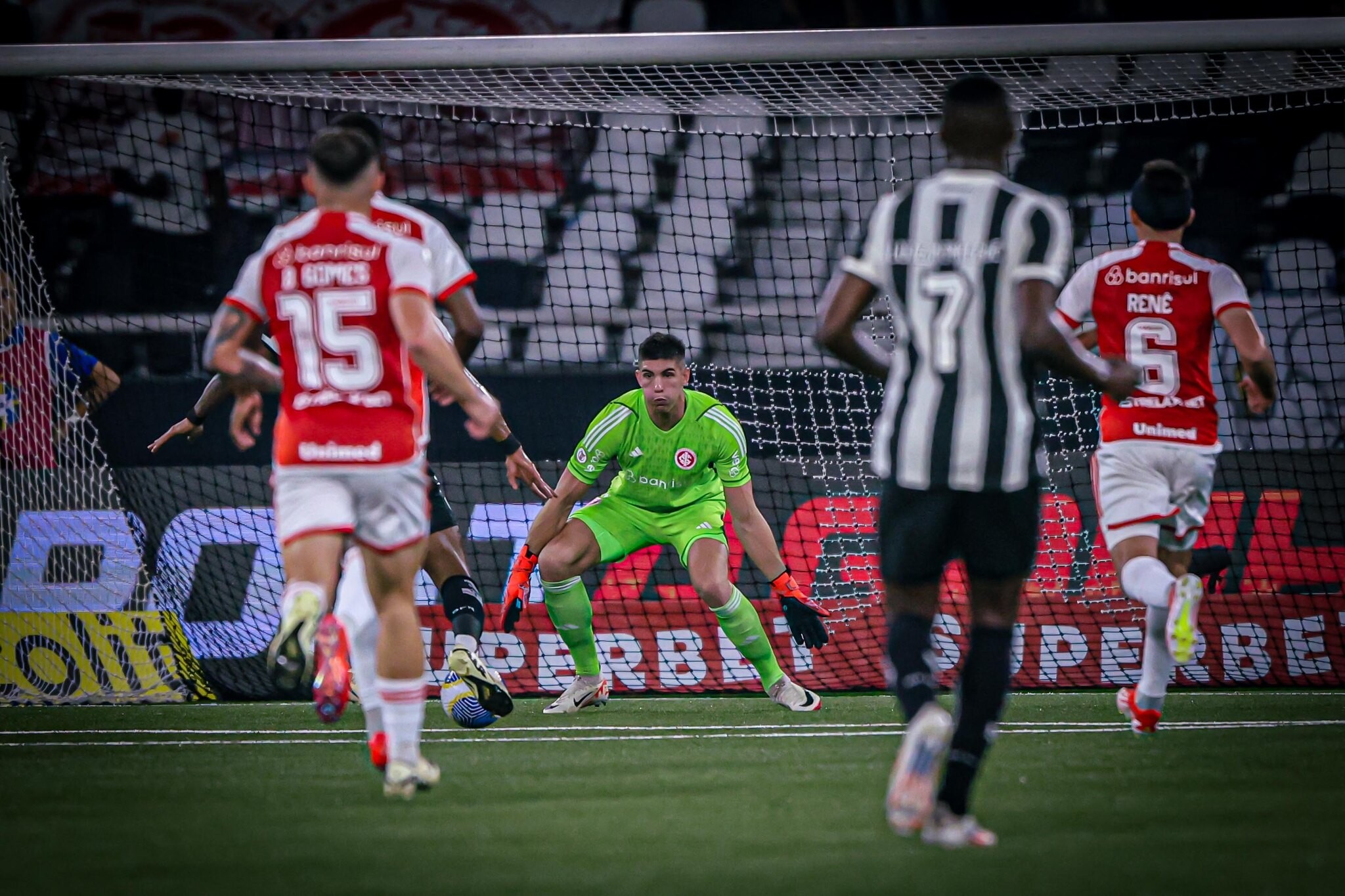 Atuações: Inter é dominado em derrota para o Botafogo na estreia de ...