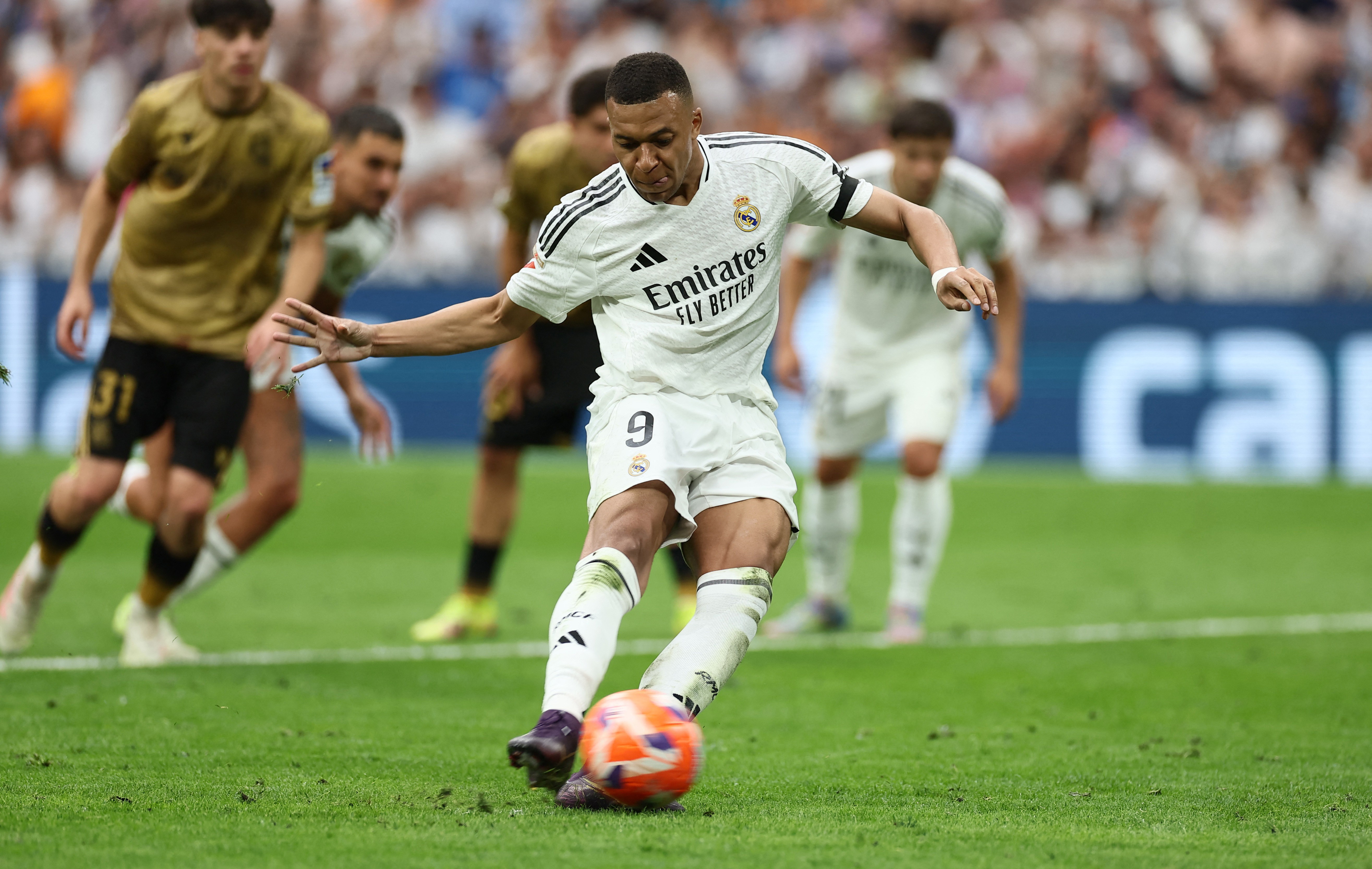 Mbappé lidera Chuteira de Ouro da Europa e se isola na artilharia da La ...