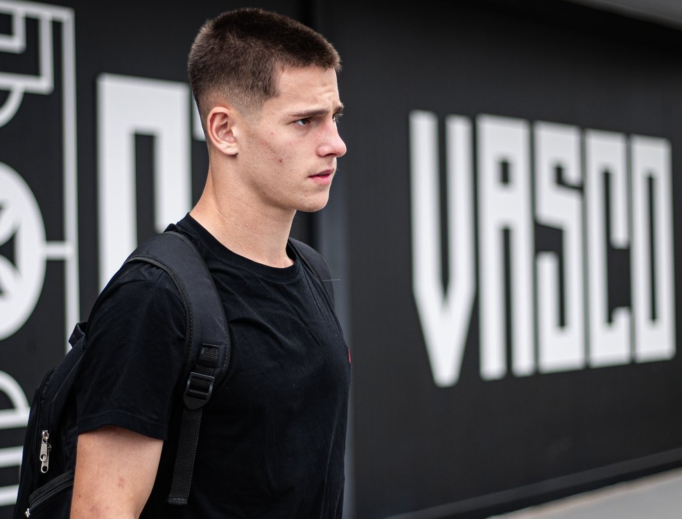 Guilherme Estrella conviveu com lesão no Vasco — Foto: Leandro Amorim / CRVG