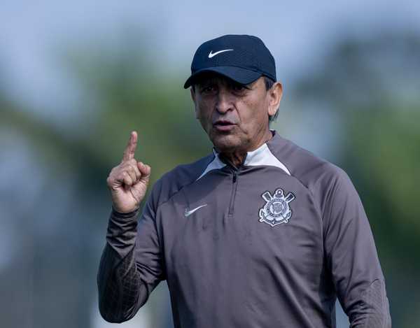Corinthians prepara duas alterações para enfrentar Atlético-MG