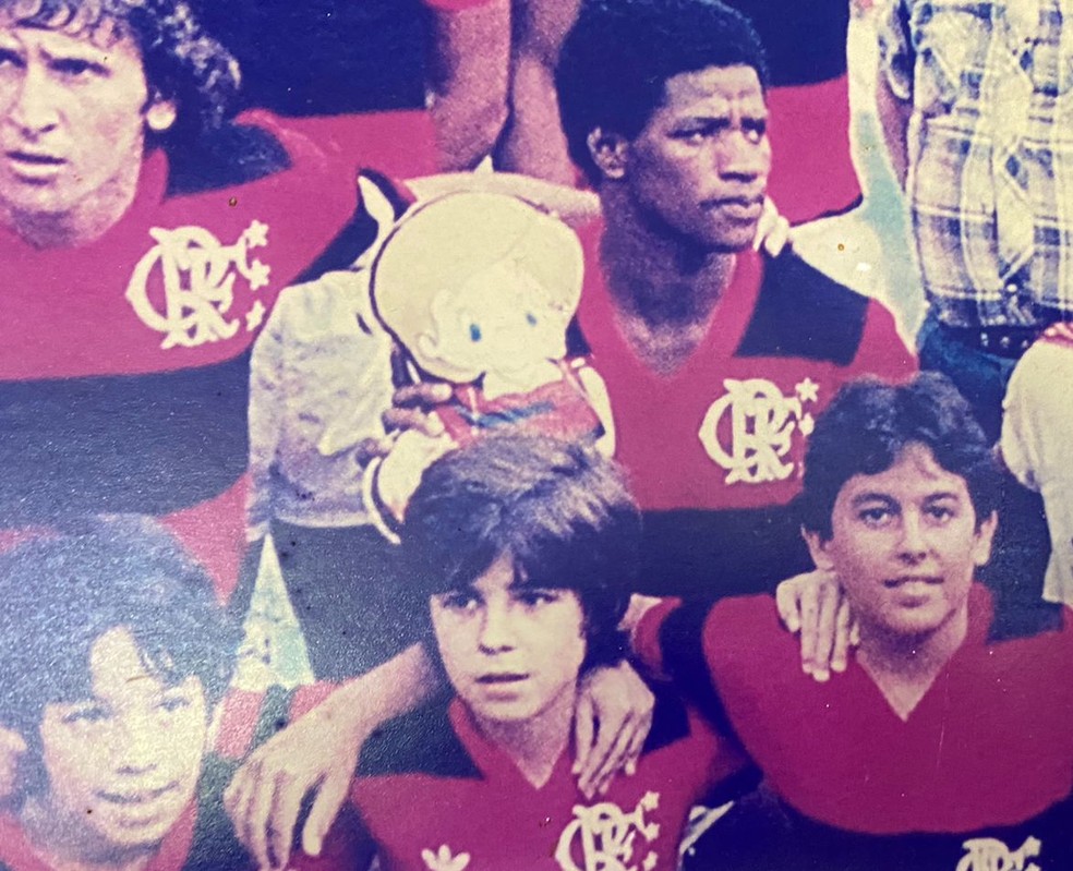 Adílio ao lado de Zico nos anos 80 no Flamengo