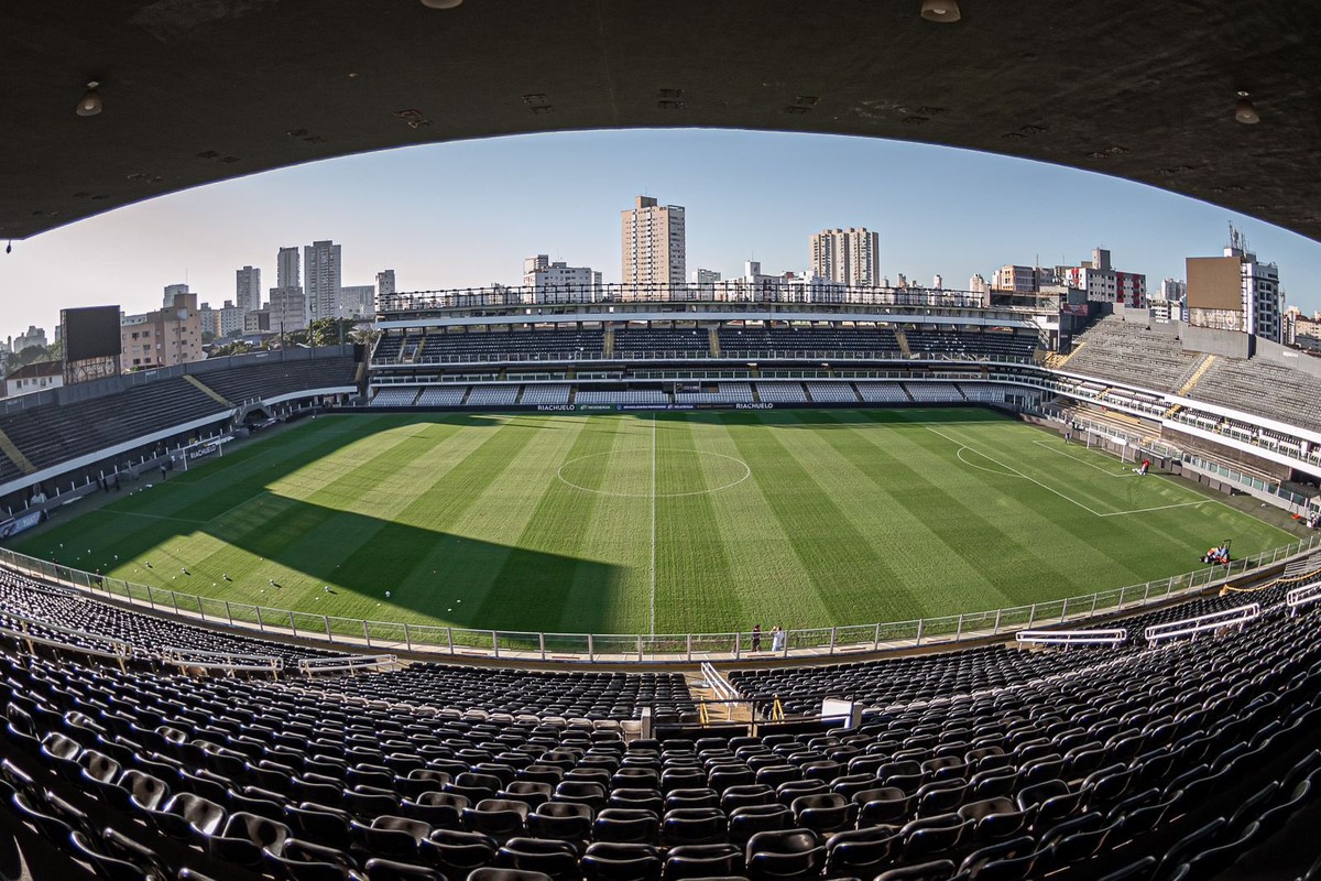 São Paulo na Vila Belmiro? Quando foi única vez que time mandou partida em  estádio rival - ESPN