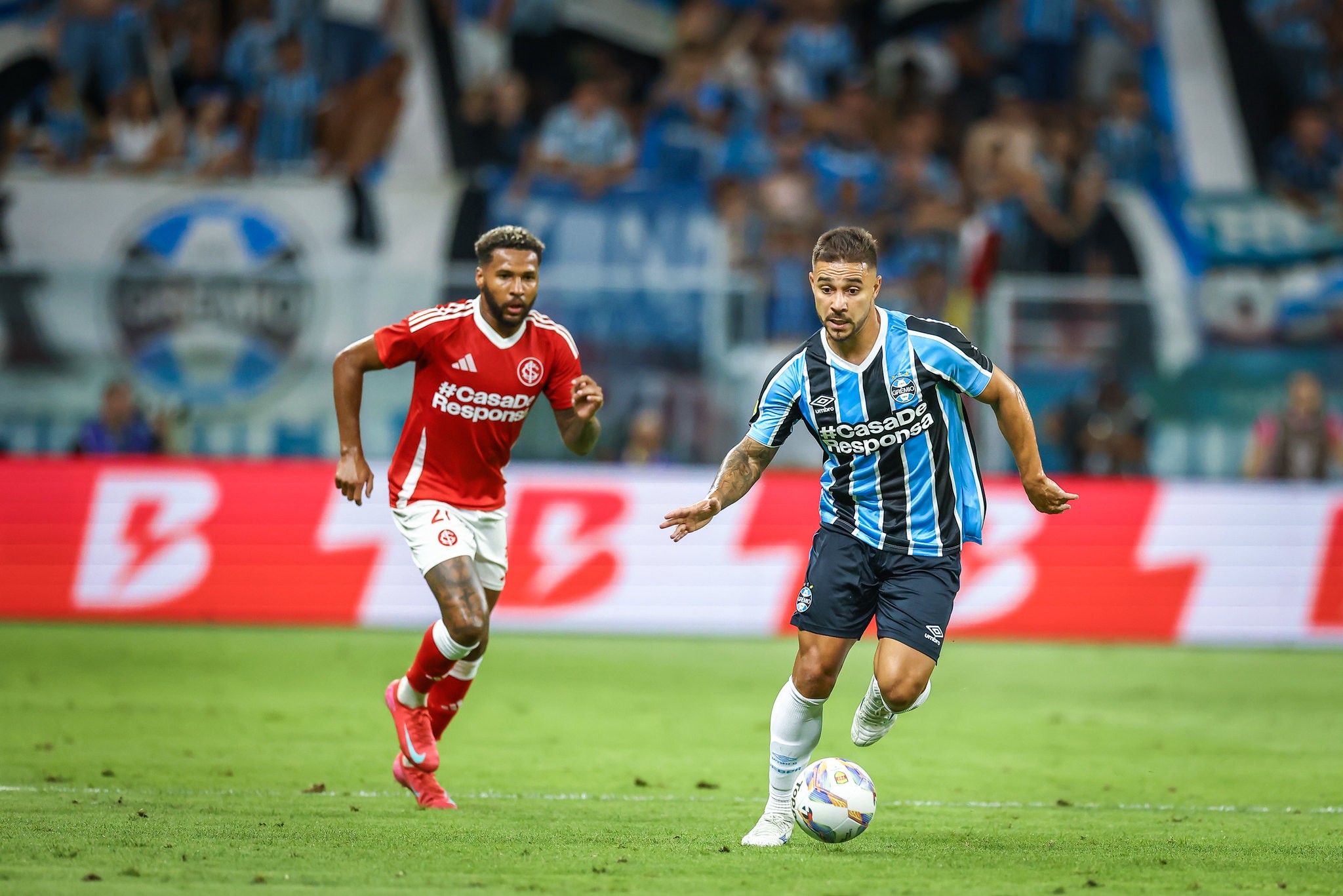GRE-NAL DECISIVO SE APROXIMA! Mudanças no Grêmio prometem jogo de emoção!
